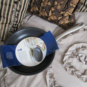 NWT Wedgwood non-stick skillet